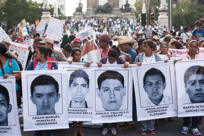 A sociedade mexicana continua a mobilizar-se em defesa da verdade e a exigir ao governo que assuma responsabilidades