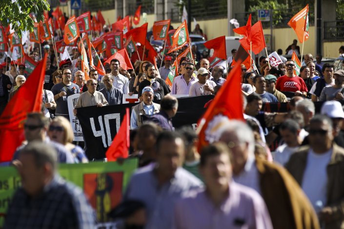 O secretário-geral da CGTP-IN pede aos deputados do PS «determinação política» para ultrapassar os «bloqueios patronais» 