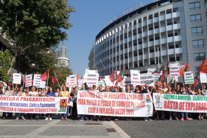 Trabalhadores da hotelaria em protesto esta segunda-feira por aumentos salariais