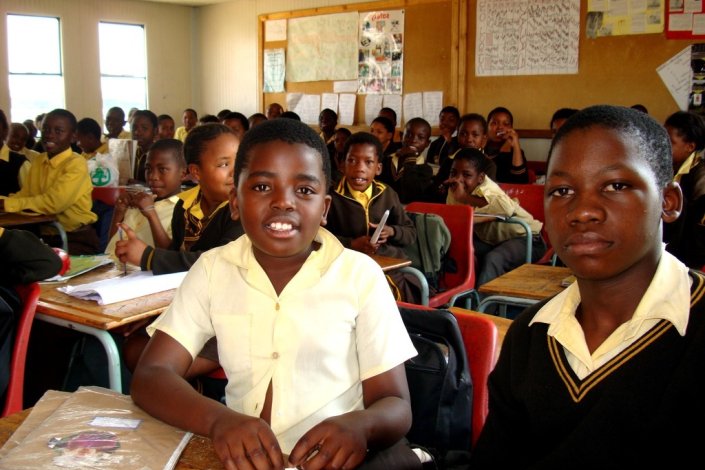 Crianças, escola primária, África.