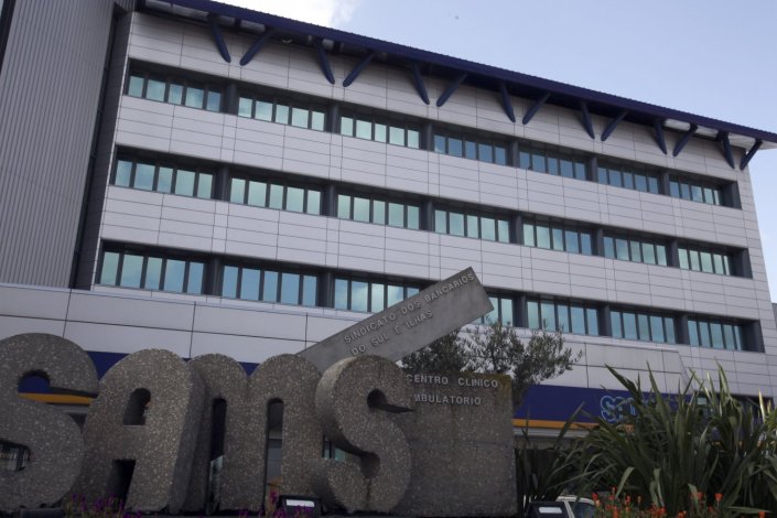 Hospital dos Serviços de Assistência Médico-Social (SMAS), que pertence ao Sindicato dos Bancários do Sul e Ilhas (SBSI/UGT)