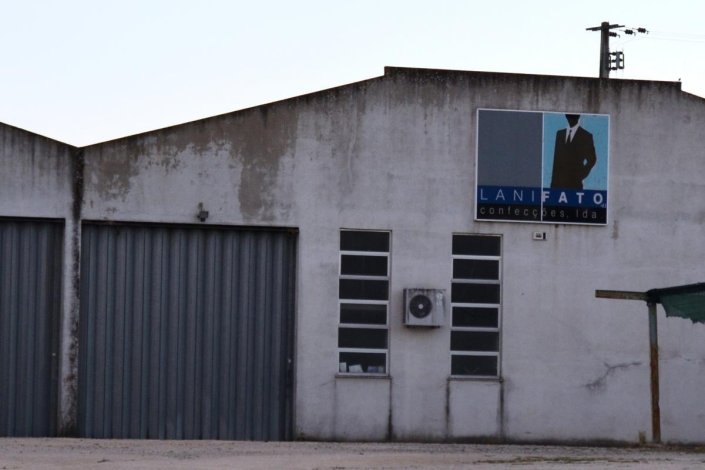 A fábrica têxtil da Confecções Lanifato tem cerca de 200 trabalhadores