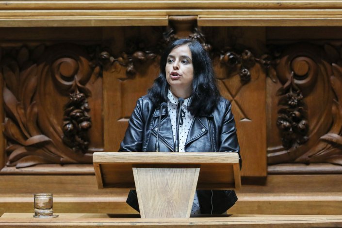 As proposta do PCP sobre Educação foram o mote da declaração política da deputada Ana Mesquita, na Assembleia da República