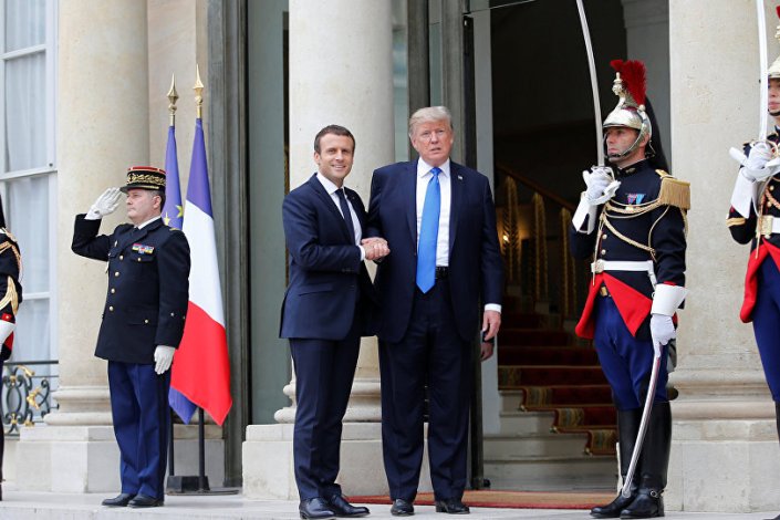 Emmanuel Macron e Donald Trump, em Paris, para acertar agulhas sobre a resposta a dar ao «ataque com armas químicas do regime»