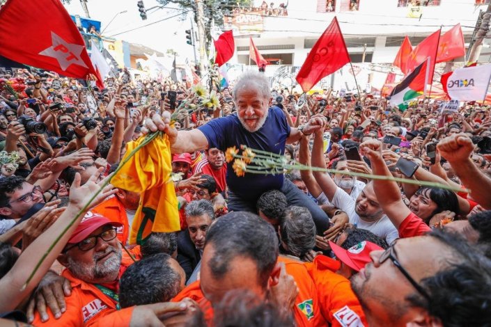 Lula da Silva de regresso ao Sindicato dos Metalúrgicos do ABC, em São Bernardo do Campo (São Paulo), depois da sua última intervenção pública antes de se entregar à Polícia Federal. 7 de Abril de 2018
