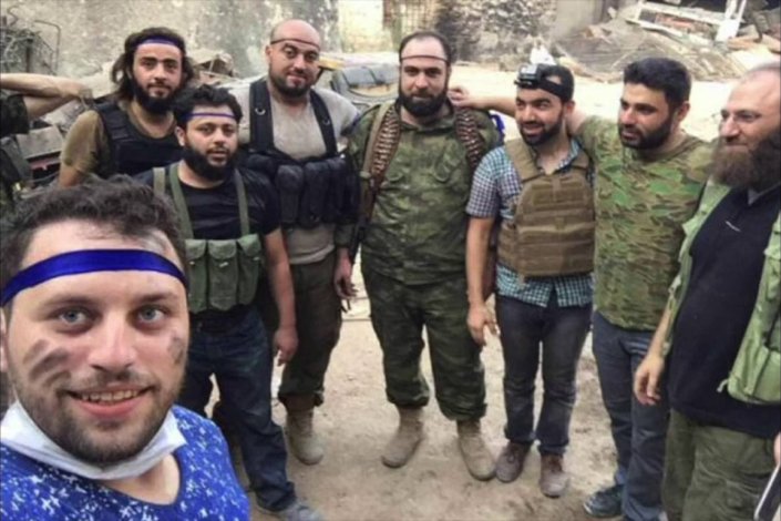 Os capacetes brancos e a Frente Al-Nusra, Aleppo, Síria, 2016