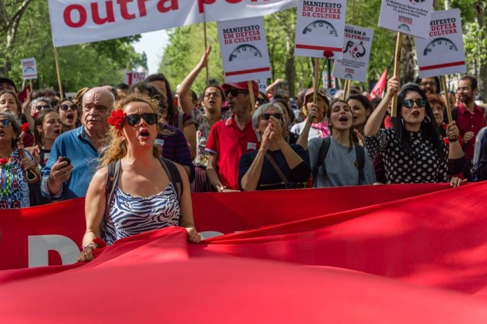 A luta da cultura esteve presente no 25 de Abril. Aspecto do desfile, na Av. da Liberdade, em Lisboa, a 25 de Abril de 2018. 