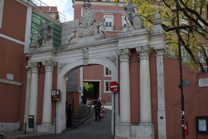 O SIM denuncia que o hospital «não terá disponíveis médicos radiologistas, quer em presença física, quer em prevenção»