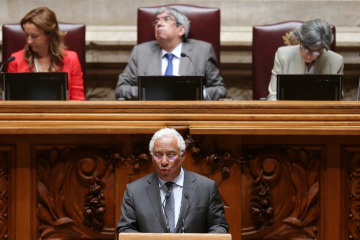 O primeiro-ministro, António Costa, durante o debate quinzenal desta tarde na Assembleia da República