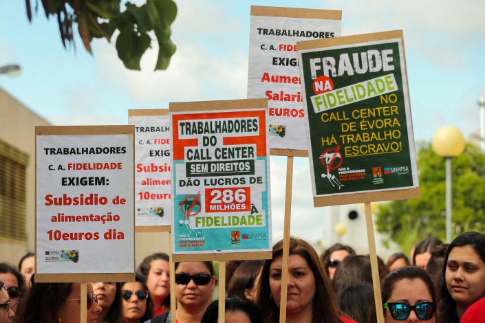 Trabalhadoras em protesto denunciam situação «fraudulenta»