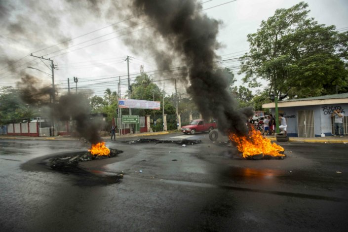 Governo de Daniel Ortega acusa forças de direita de promover a violência na Nicarágua