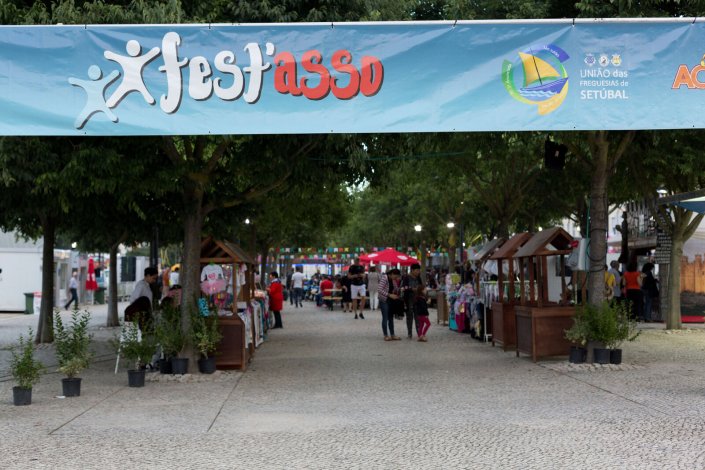 A festa das colectividades surgiu em 2014