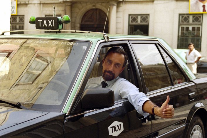 O Presidente da República, Marcelo Rebelo de Sousa, conduziu um táxi numa acção de campanha quando foi candidato à Câmara Municipal de Lisboa. 28 de Setembro de 1989