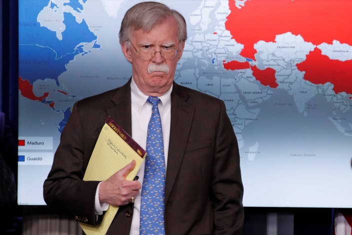 John Bolton, conselheiro de Segurança Nacional dos EUA, durante o anúncio de imposição de sanções à Venezuela