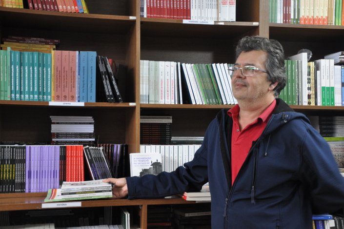 Carlos Bellé destaca o papel da editora na formação ideológica da esquerda
