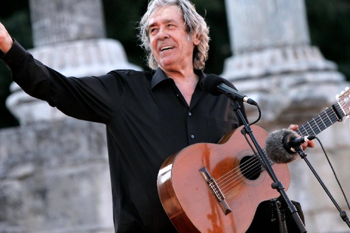 Paco Ibañez. Foto para a promoção dos seus concertos de 2019, quando passam 50 anos sobre o seu célebre espectáculo no Olympia, em Paris.