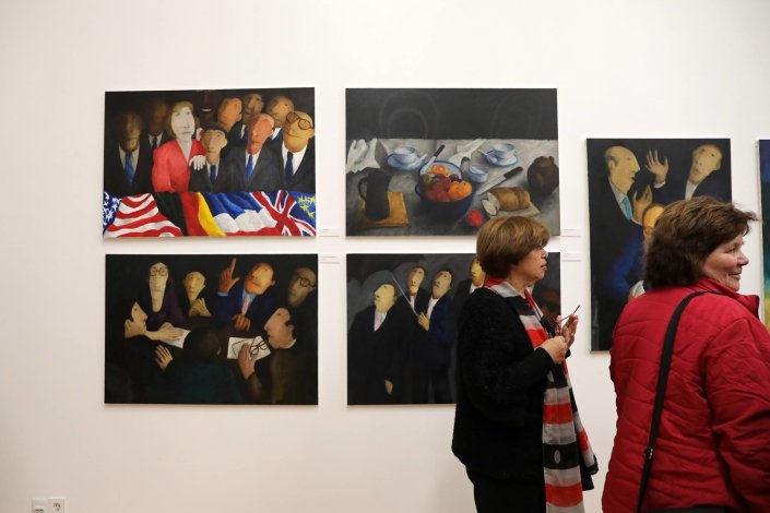 A exposição «A obra», de José Santa-Bárbara, encontra-se no Museu José Malhoa, nas Caldas da Rainha, desde 16 de Março a 19 de Maio de 2019.