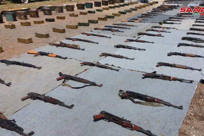 EAS descobre armamento, equipamento de comunicações e medicamentos em Quneitra 