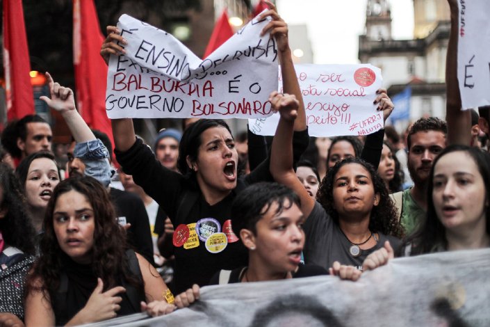 Mais de 1,5 milhão nas ruas do Brasil contra os cortes na Educação pública e contra os retrocessos do governo de Bolsonaro. 15 de Maio de 2019, Rio de Janeiro, Brasil