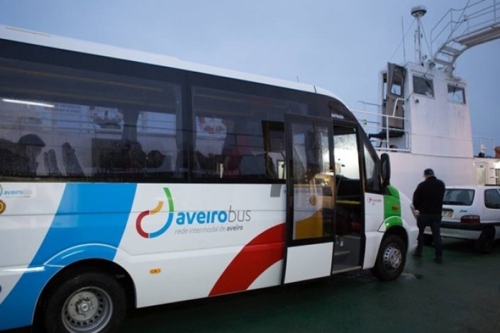 Os trabalhadores da Aveirobus estão disponíveis para a empresa 12 horas, mas apenas recebem 8 horas