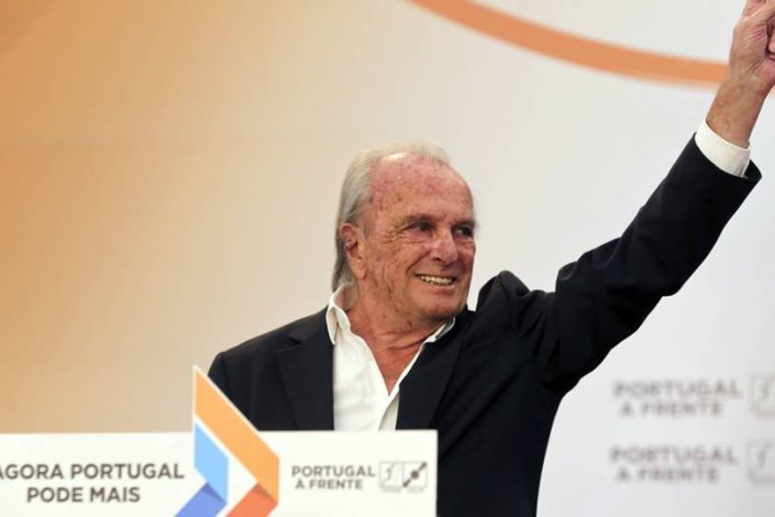 Francisco Pinto Balsemão é o principal accionista do grupo Impresa e, simultaneamente, militante número um do PSD