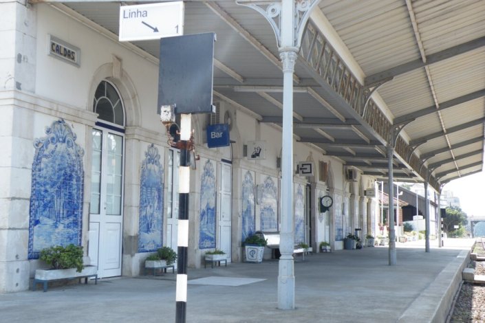 No início do mês, a CP enviou para a Linha do Douro a automotora mais recente que assegurava o comboio inter-regional entre as Caldas da Rainha e Coimbra