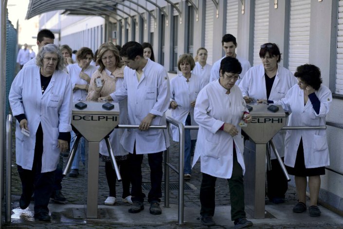 Os trabalhadores da Delphi lutam contra a precariedade e por aumentos salariais