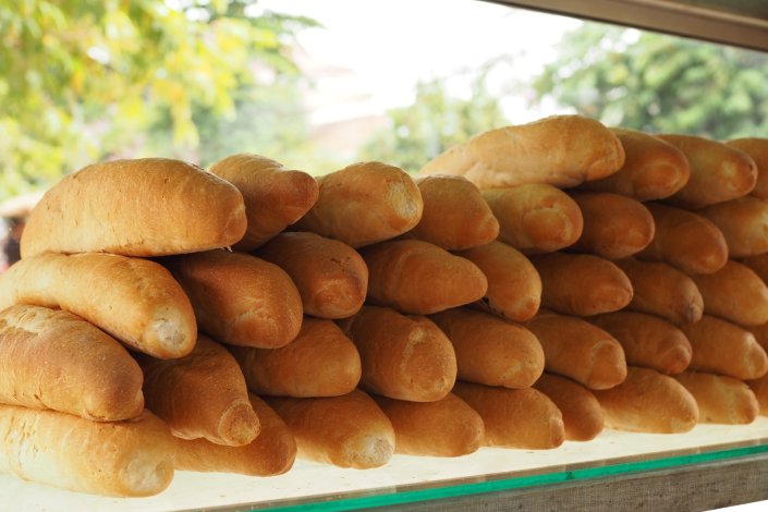 Os patrões da panificação anunciaram aumentos até 20% no preço do pão em 2018