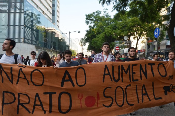 Manifestação de estudantes do Ensino Superior contra o aumento do preço do prato social, em Lisboa. Novembro de 2016