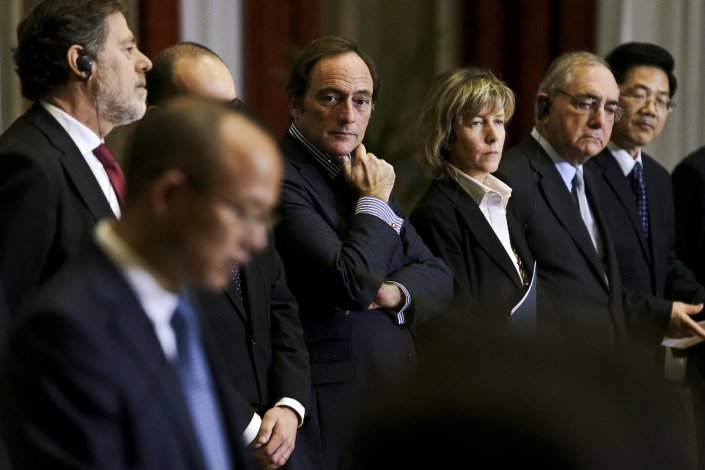 O capital social da Caixa Seguros (Fidelidade, Multicare e Cares) foi privatizado em 2014 pelo Governo do PSD e CDS