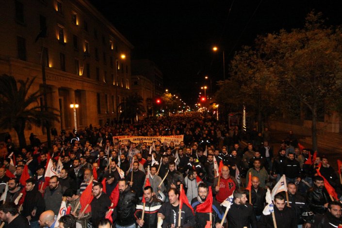 Manifestação em Atenas contra a visita de Barack Obama à Grécia