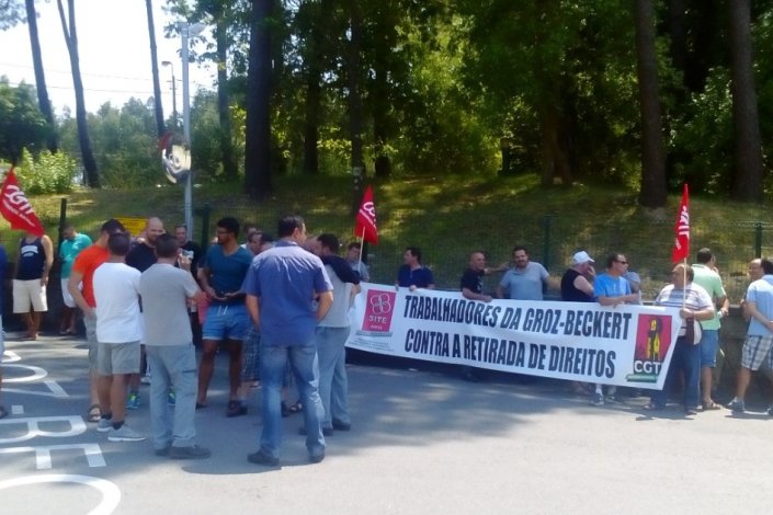 Trabalhadores da Groz-Beckert estão há meses a realizar protestos por aumentos salariais