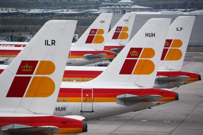 Iberia condenada a 25 mil euros de multa por pedir testes de gravidez na contratação