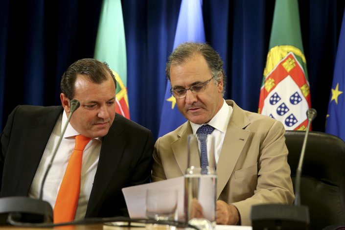 Leonardo Mathias (à esquerda) foi secretário de Estado Adjunto e da Economia enquanto António Pires de Lima (à direita) era ministro da Economia, no governo do PSD e do CDS-PP. 11 de Setembro de 2014