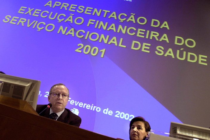 Correia de Campos foi ministro da Saúde