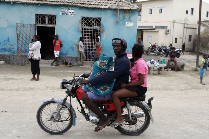 Vida quotidiana num bairro de Luanda, Angola