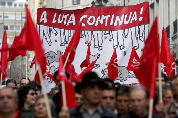 A acção reivindicativa dos trabalhadores levou a Frasam a comprometer-se com um plano de pagamento