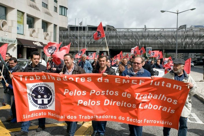 Os trabalhadores continuam a defender a EMEF como uma empresa estratégica que exige mais investimento