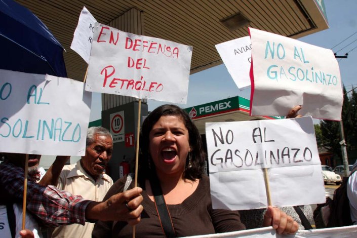 Um dos muitos protestos dos últimos dias contra o «gasolinazo» no México