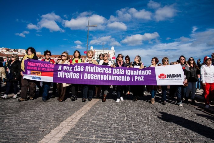 Manifestação do Movimento Democrático de Mulheres em defesa de igualdade, direitos, desenvolvimento e paz