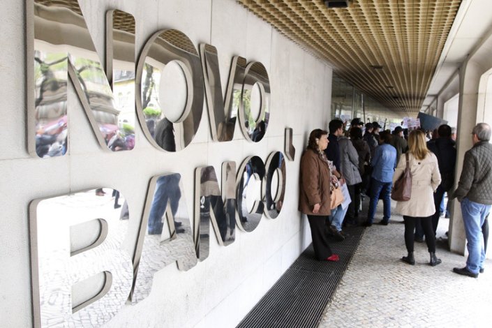 A Comissão Europeia continua a apontar o caminho da liquidação, caso a venda do Novo Banco não se concretize até Agosto