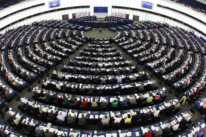 Aprovada proposta de principais grupos políticos no Parlamento Europeu