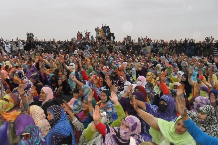 Milhares de saarauís participaram no acampamento de Gdeim Izik, em 2010