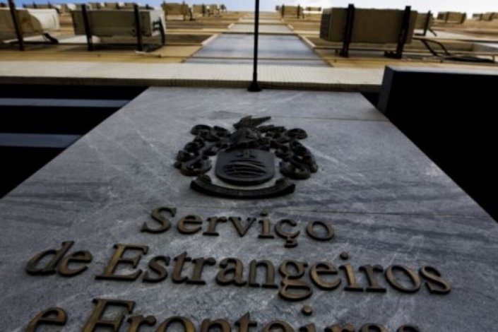 Os funcionários não policiais do SEF exigem um estatuto especial para a sua carreira