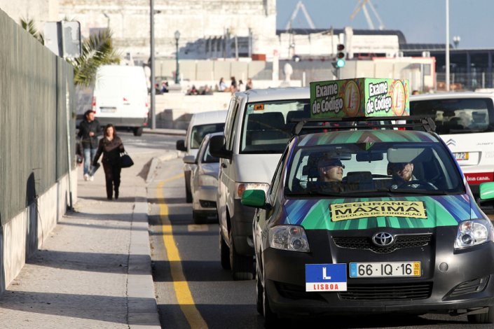 O Grupo Segurança Máxima tem ligações com a Escola de Condução «Venezuela»