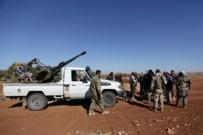 «Rebeldes» apoiados pela Turquia na ofensiva a al-Bab (Norte da província de Alepo)
